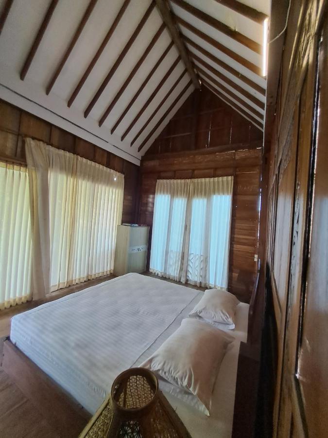 Diana'S Homestay バニュワンギ エクステリア 写真
