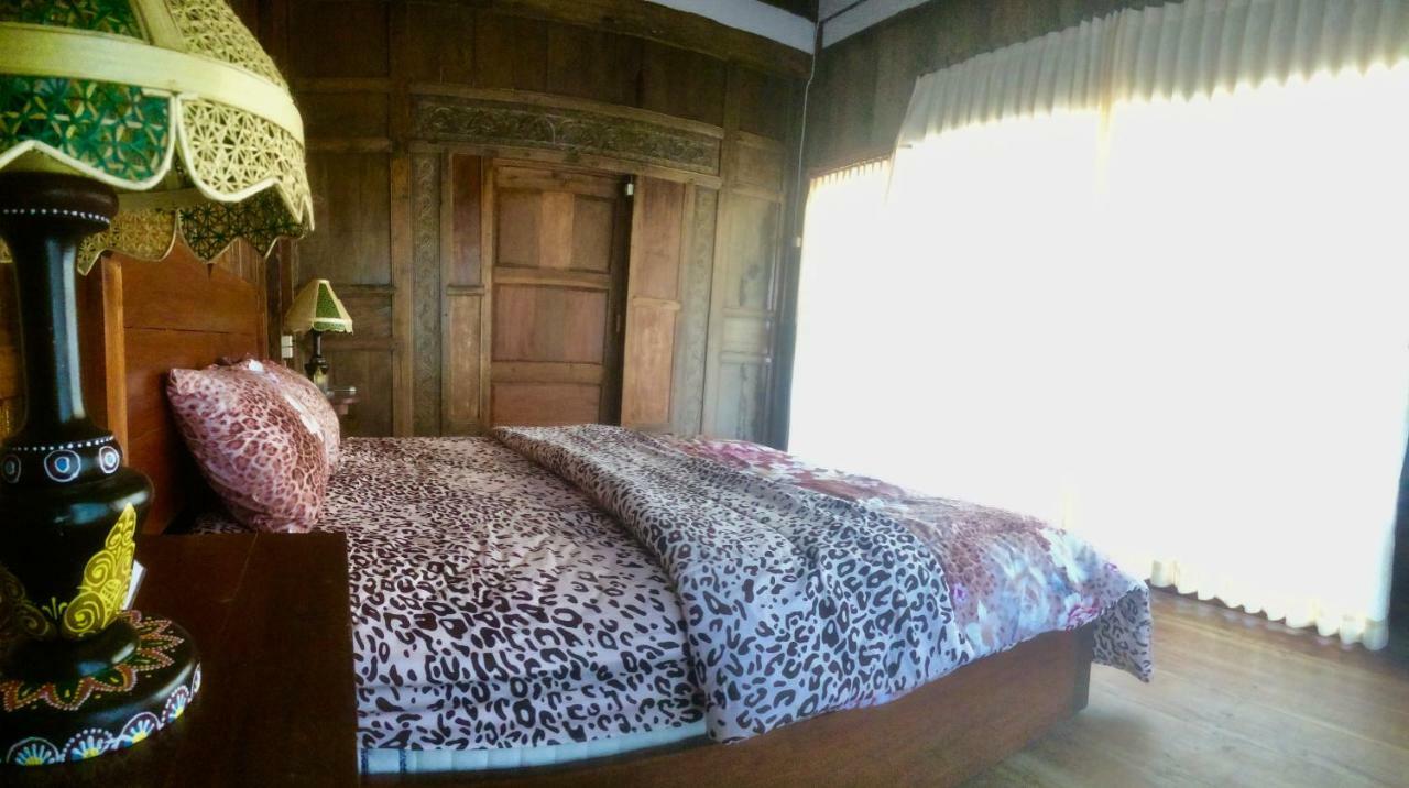 Diana'S Homestay バニュワンギ エクステリア 写真