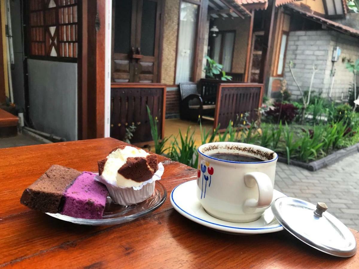 Diana'S Homestay バニュワンギ エクステリア 写真